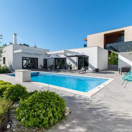 Villa Design M Pula, Pjescana Uvala - By Istrabook Pula