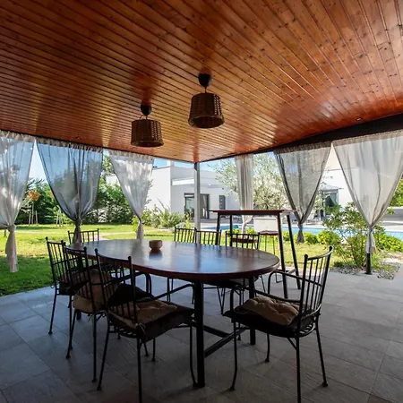 빌라 Design M Pula, Pjescana Uvala *