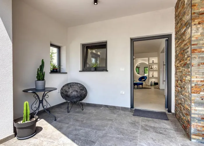 Design M Pula, Pjescana Uvala Villa *