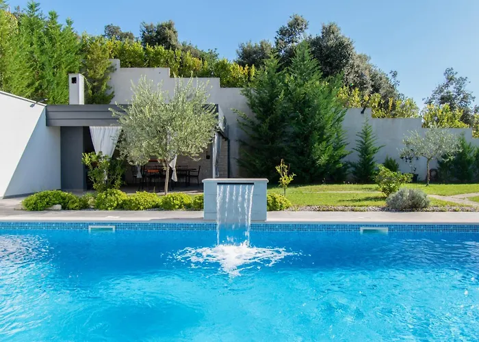 Design M Pula, Pjescana Uvala *