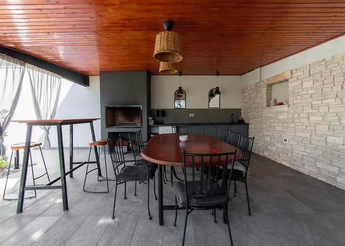 Villa Design M Pula, Pjescana Uvala Póla