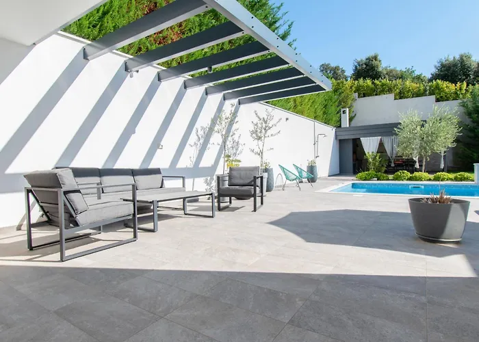 Villa Design M Pula, Pjescana Uvala