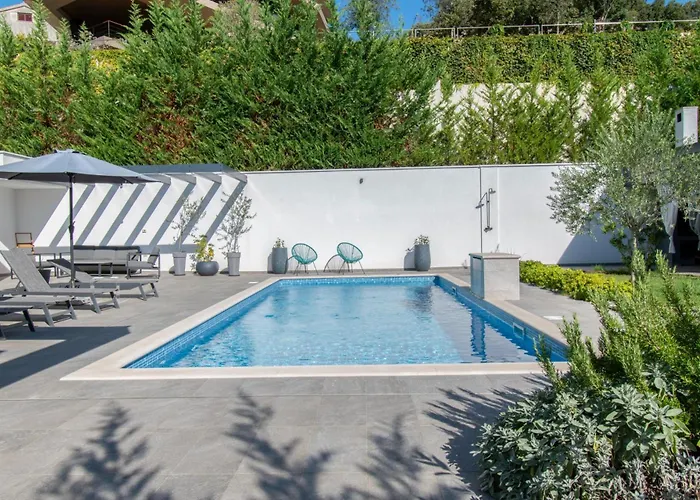 Design M Pula, Pjescana Uvala * Pula