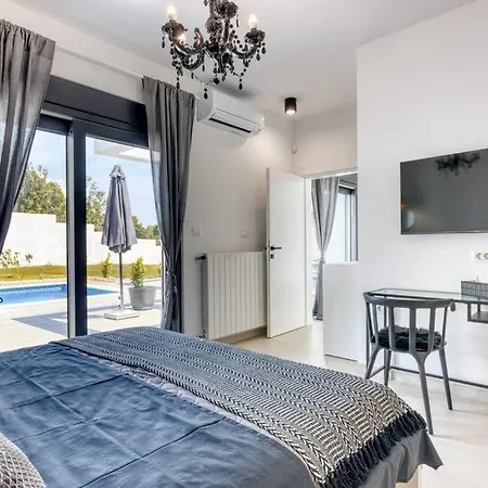 Villa Design M Pula, Pjescana Uvala