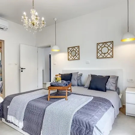 Design M Pula, Pjescana Uvala Villa