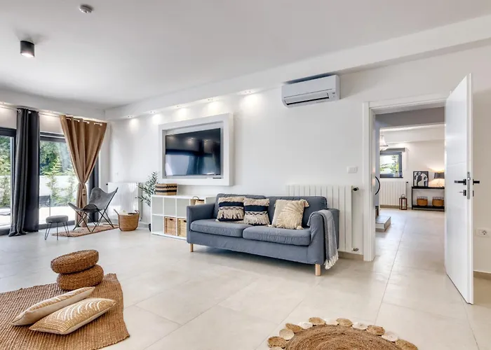 Βίλα Design M Pula, Pjescana Uvala Πούλα